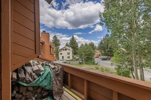 103 Meadow Ln #49, Mammoth Lakes, CA 93546