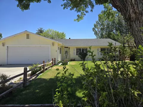 142 Elmcrest Dr, Big Pine, CA 93513