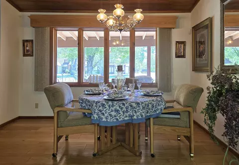 Dining - 221 Mt Tom Rd, Bishop, CA 93514 photo 1 of 1