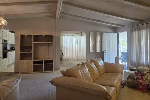 2262 Darby Ave, Bishop, CA 93514 photo 3