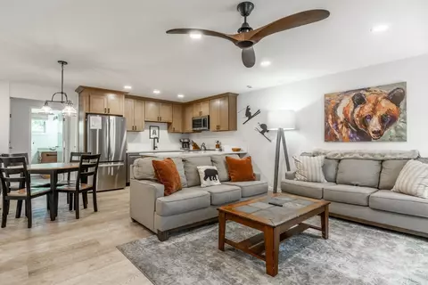 201 Lakeview Blvd # 6, Mammoth Lakes, CA 93546