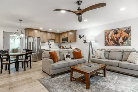 201 Lakeview Blvd # 6, Mammoth Lakes, CA 93546