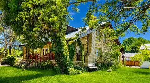 Exterior - 160 Walnut Steet, Big Pine, CA 93513 photo 2 of 9
