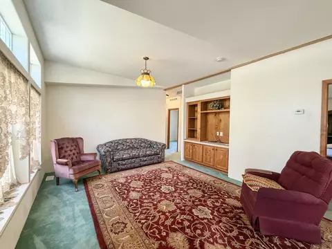 Living - 160 Walnut Steet, Big Pine, CA 93513 photo 4 of 5