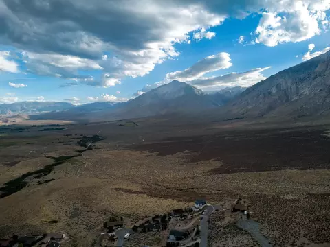 View/Area - 133 Summit Rd, Bishop, CA 93514 photo 3 of 3