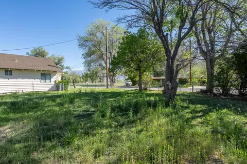 537 N 2nd, Bishop, CA 93514 photo 37