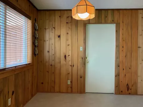 222 Wildrose Ln, Bishop, CA 93514 photo 9