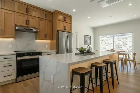 Kitchen - 4805 Alison Ln, Bishop, CA 93514 photo 5 of 6