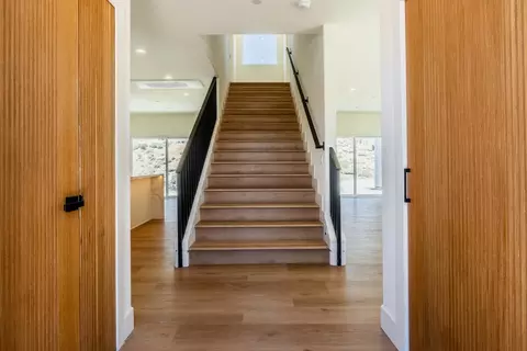 Entry Way - 4805 Alison Ln, Bishop, CA 93514 photo 1 of 4