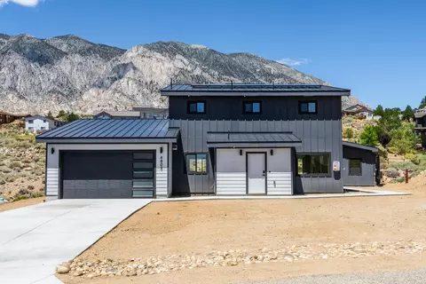 Exterior - 4805 Alison Ln, Bishop, CA 93514 photo 3 of 7