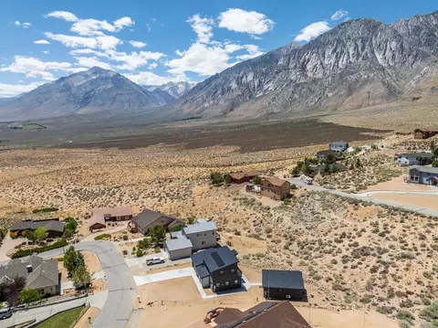 View/Area - 4805 Alison Ln, Bishop, CA 93514 photo 2 of 3