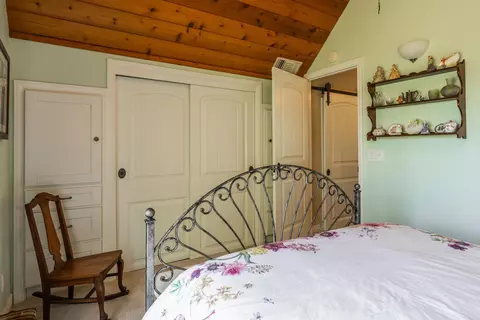 Bedroom - 53 Ocean Vw, Bishop, CA 93514 photo 6 of 8