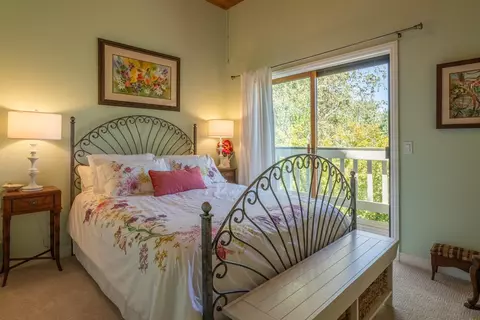 Bedroom - 53 Ocean Vw, Bishop, CA 93514 photo 5 of 8
