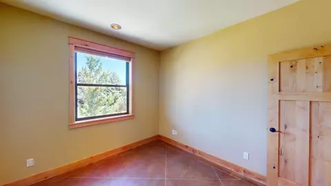 Bedroom - 87 Moutain View Dr, Swall Meadows, CA 93514 photo 8 of 8