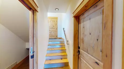 Entry Way - 87 Moutain View Dr, Swall Meadows, CA 93514 photo 4 of 4