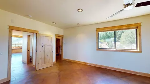 Bedroom - 87 Moutain View Dr, Swall Meadows, CA 93514 photo 4 of 8