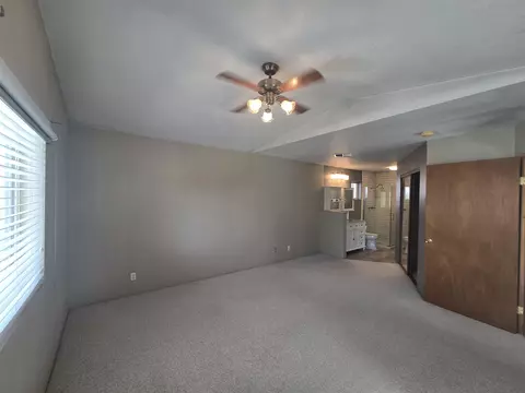 Bedroom - 2078 Van Loon Dr, Bishop, CA 93514 photo 1 of 3