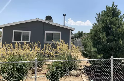 Exterior - 191 Chase Ave, Bishop, CA 93514 photo 2 of 11