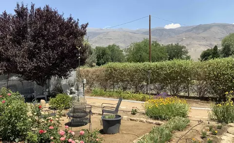 Exterior - 191 Chase Ave, Bishop, CA 93514 photo 7 of 11