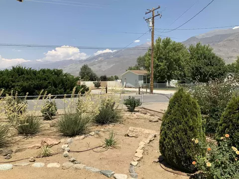 Exterior - 191 Chase Ave, Bishop, CA 93514 photo 6 of 11