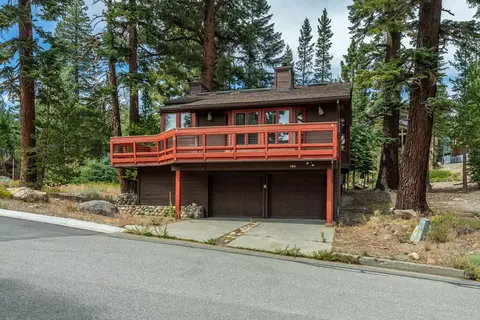 134 Convict Dr, Mammoth Lakes, CA 93546