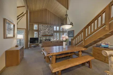 435 Lakeview #63, Mammoth Lakes, CA 93546