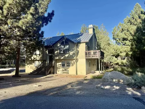 356 Wagon Wheel Rd, Mammoth Lakes, CA 93546