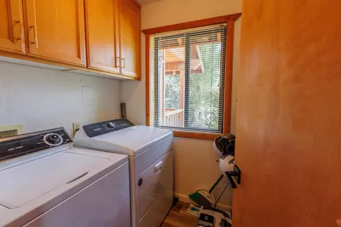 Other - 190 Alpine Dr, Bishop, CA 93514 photo 5 of 9