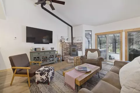 384 Joaquin Rd #29, Mammoth Lakes, CA 93546