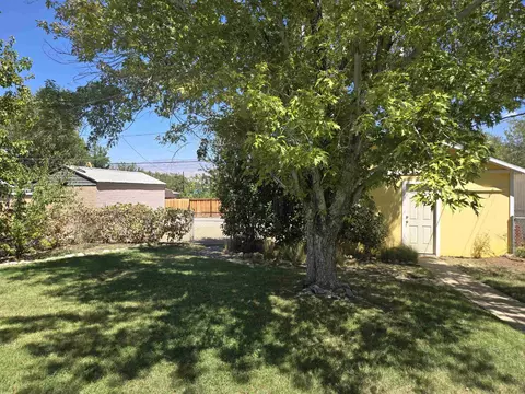 Exterior - 230 N Webster, Independence, CA 93526 photo 3 of 10