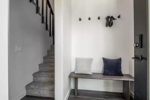 Entry Way - 114 Rainbow Ln, Mammoth Lakes, CA 93546 photo 2 of 3