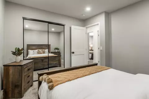 Bedroom - 114 Rainbow Ln, Mammoth Lakes, CA 93546 photo 4 of 6
