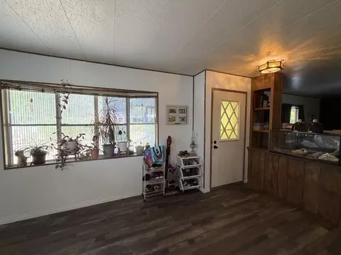 Entry Way - 271 Home St, Big Pine, CA 93513 photo 1 of 1