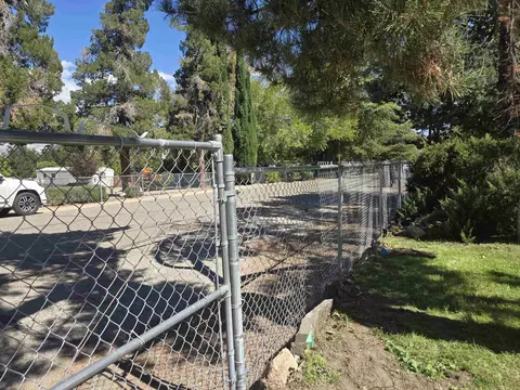 Exterior - 600 W Crocker Ave, Big Pine, CA 93513 photo 4 of 7