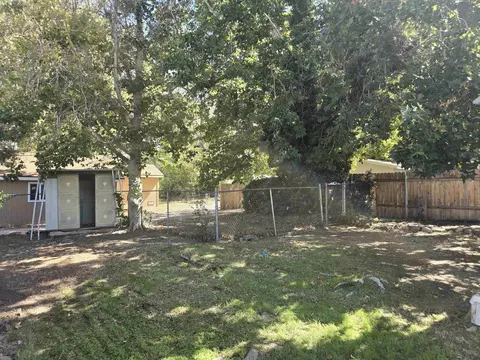 Exterior - 600 W Crocker Ave, Big Pine, CA 93513 photo 7 of 7