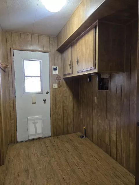 Other - 600 W Crocker Ave, Big Pine, CA 93513 photo 2 of 3