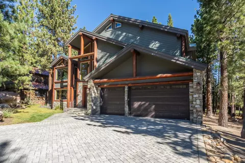 19 Evening Star Dr, Mammoth Lakes, CA 93546