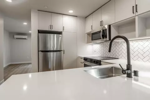 Kitchen - 60 Joaquin #2, Mammoth Lakes, CA 93546 photo 4 of 6