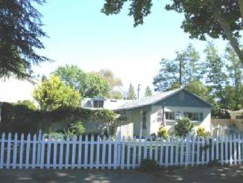 215 Willow, Bishop, CA 93514 photo 2