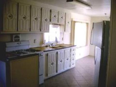 1529 Matlick, Bishop, CA 93514 photo 2