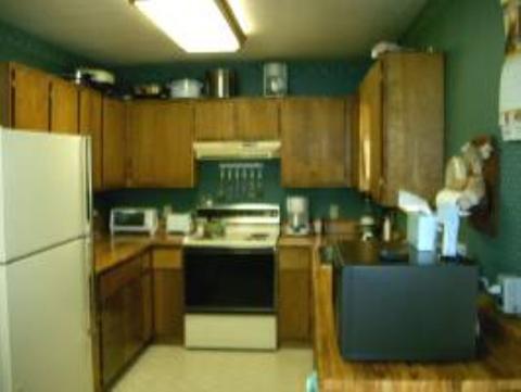 140 Sumac, Bishop, CA 93514 photo 3