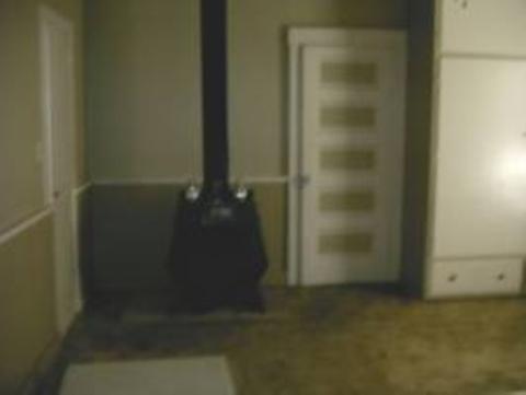 592 N Third, Bishop, CA 93514 photo 3
