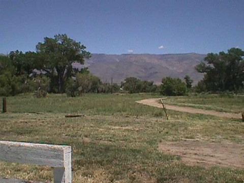 412 Hanby, Bishop, CA 93514 photo 2