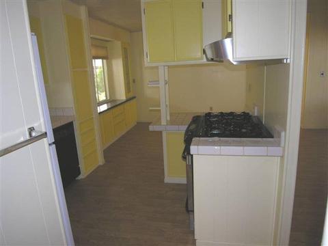 2303 Loch Lomond, Bishop, CA 93514 photo 3