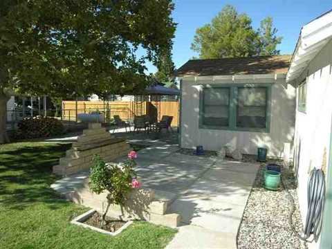 425 E Post St, Lone Pine, CA 93545 photo 1
