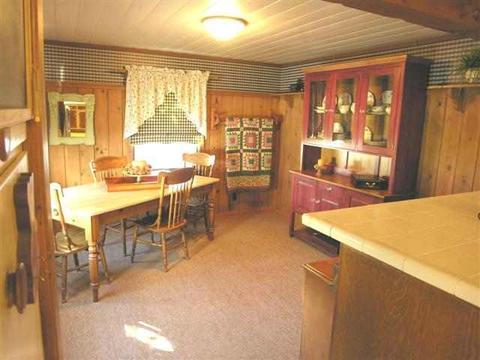 425 E Post St, Lone Pine, CA 93545 photo 4