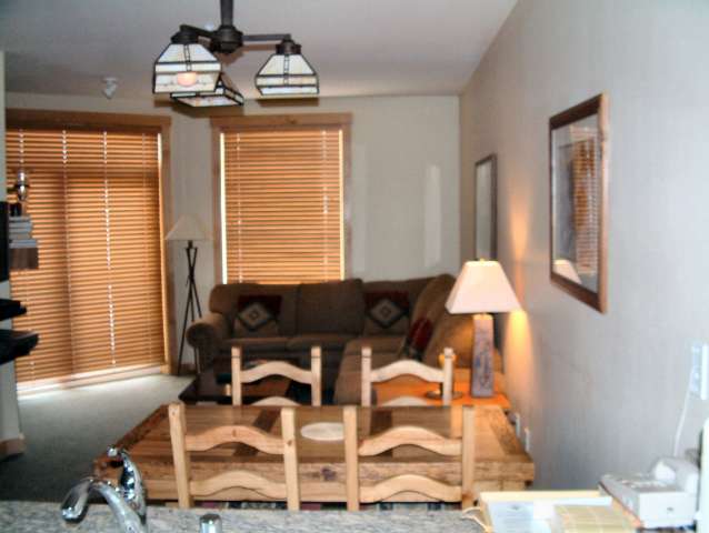  201 Juniper Springs Dr Apt 130 #130, Mammoth Lakes, CA 93546 photo 2