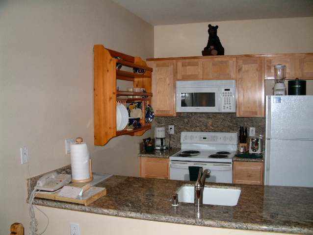  201 Juniper Springs Dr Apt 130 #130, Mammoth Lakes, CA 93546 photo 3