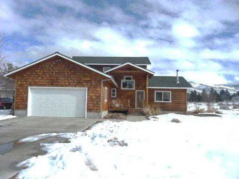 726 Roundup Dr, Loyalton, CA 96118 photo 1