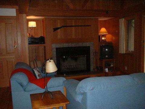 8 Shoshoni Trl, Graeagle, CA 96103 photo 2